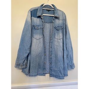 Distressed hem denim shacket. Lane Bryant size 26/28